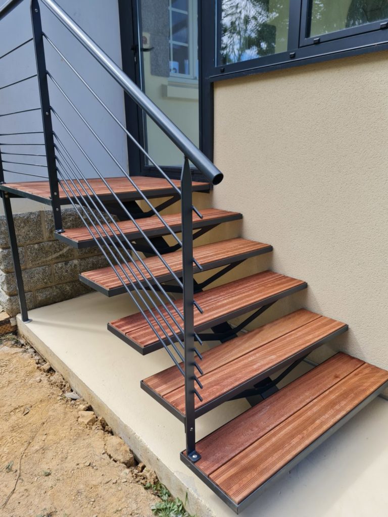 escalier exterieur metal bois plougonvelin - Escalier extérieur métal bois Plougonvelin - Quimper Brest