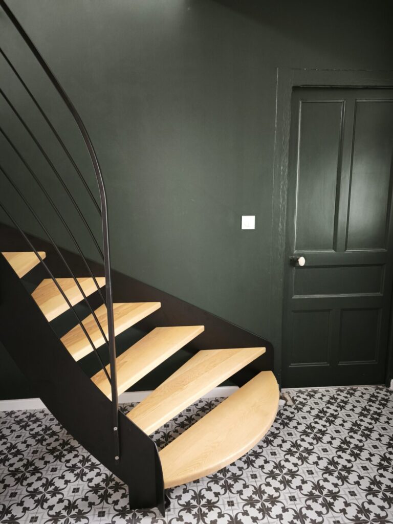 IMG 20250528 115430 1 - Escaliers - Quimper Brest